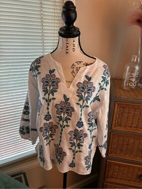 Johnny Was White Embroidered Floral Tunic with Blue & Green Accents